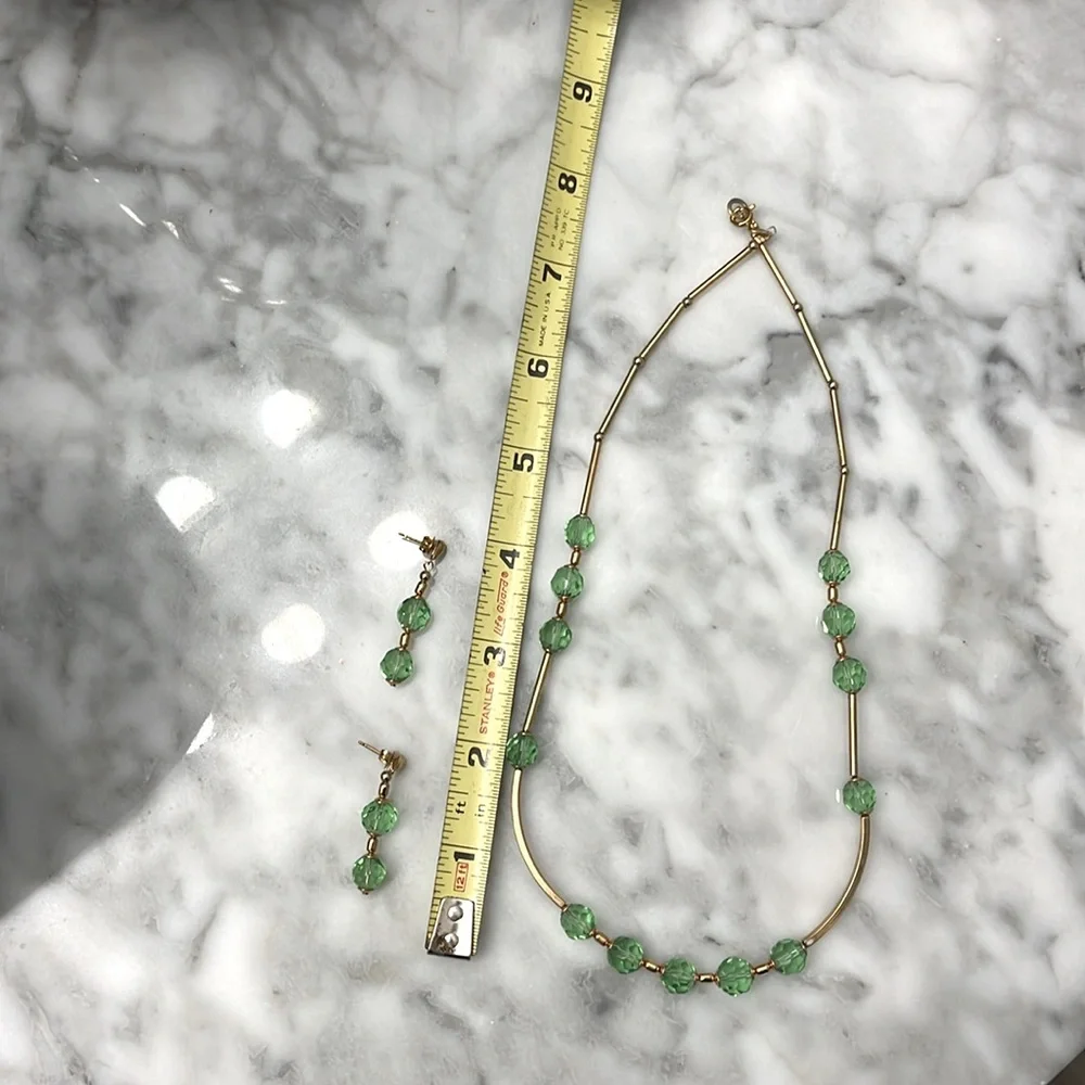 BEAUTIFUL SET OF NECKLACE AND EARRINGS - Picture 5 of 5